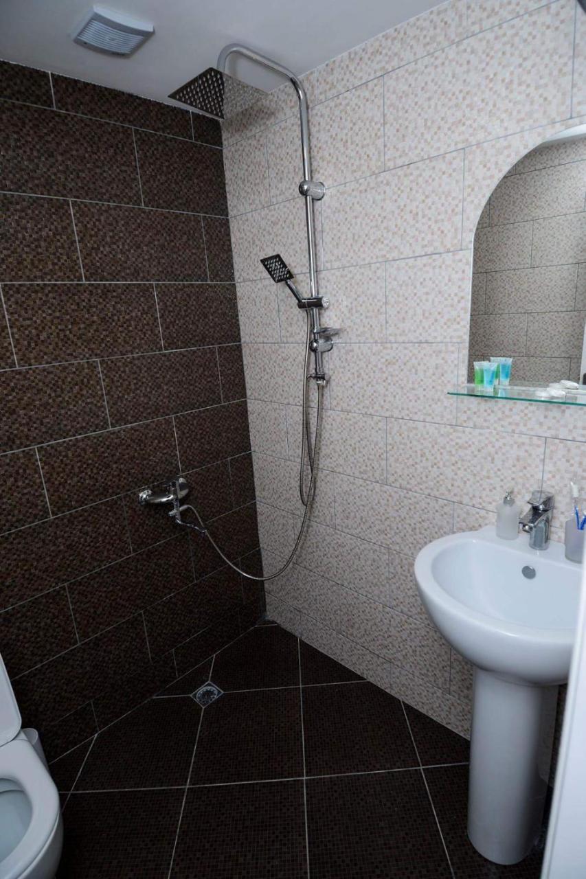 Hotel Old Street Тбилиси Екстериор снимка
